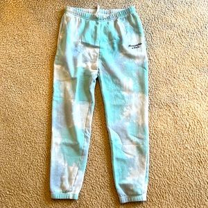 Girls, Abercrombie, and Fitch tie die drawstring sweatpants